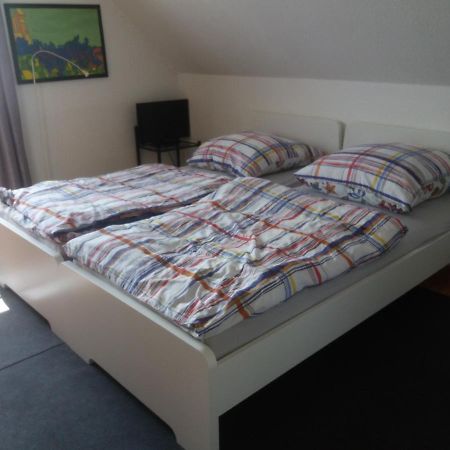 Ruhiges Zimmer Direkt An Den Leineauen Hemmingen  Екстер'єр фото