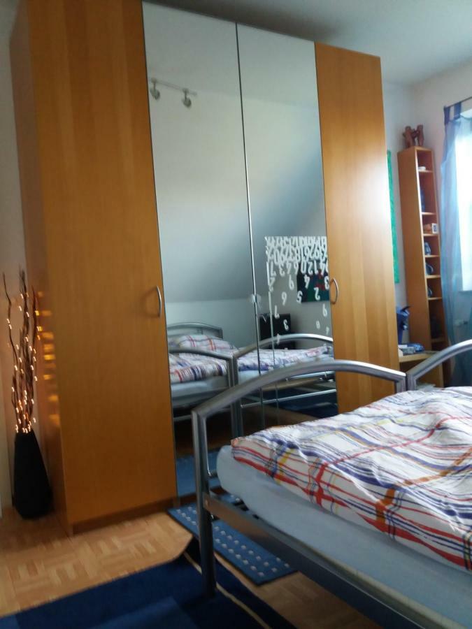Ruhiges Zimmer Direkt An Den Leineauen Hemmingen  Екстер'єр фото